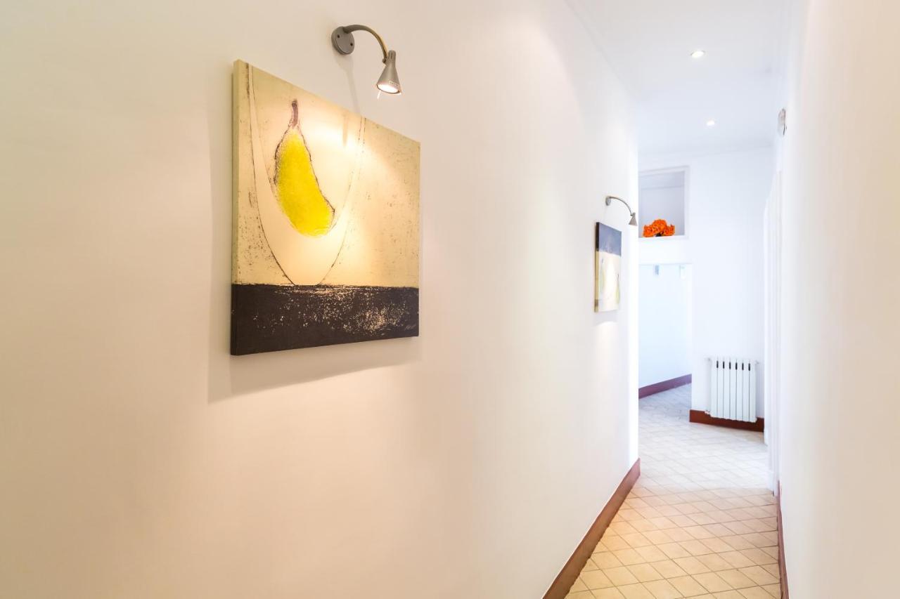 Lopez 20 A Big Family Apartment By Napoliapartments Dış mekan fotoğraf