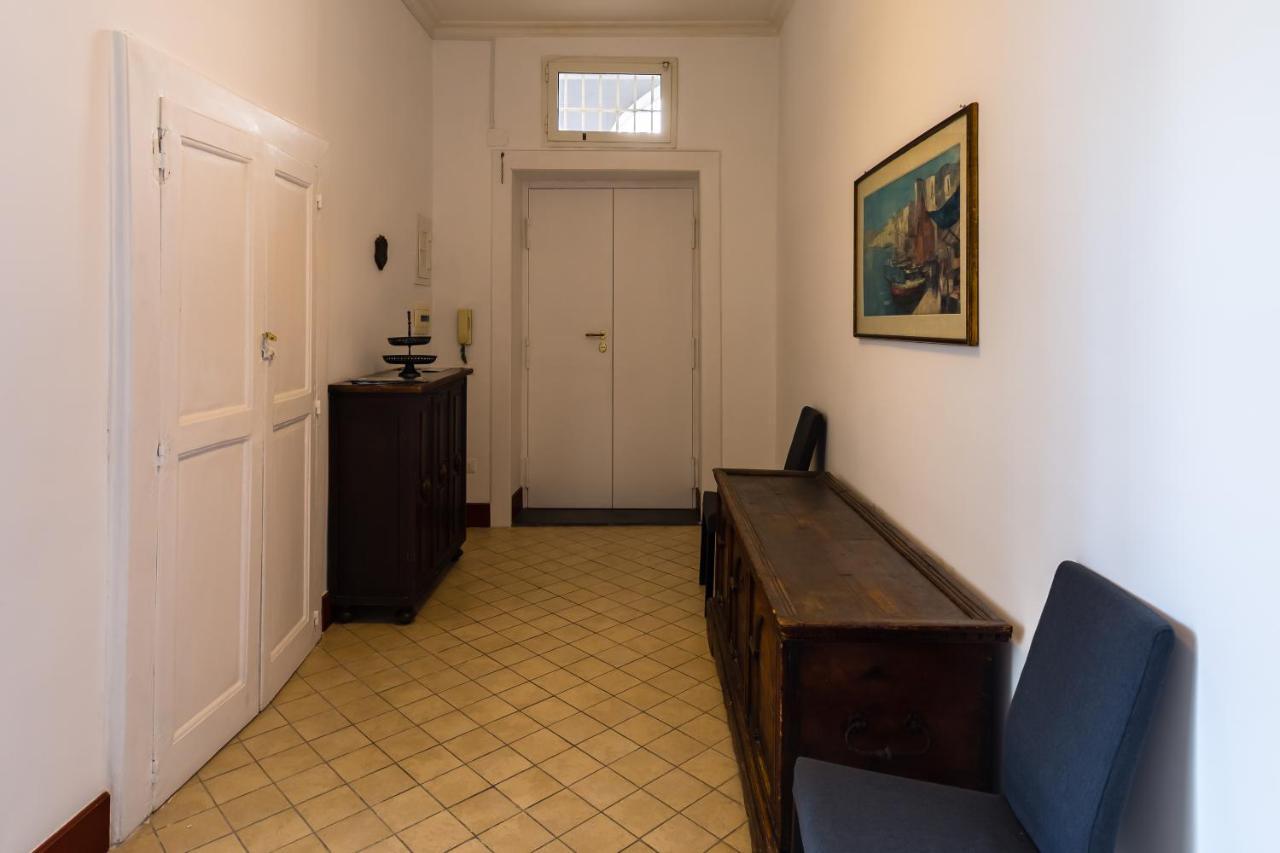Lopez 20 A Big Family Apartment By Napoliapartments Dış mekan fotoğraf