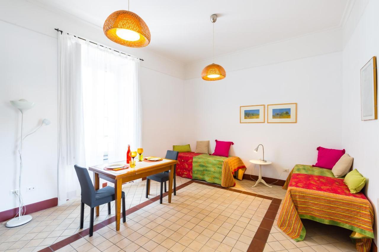 Lopez 20 A Big Family Apartment By Napoliapartments Dış mekan fotoğraf