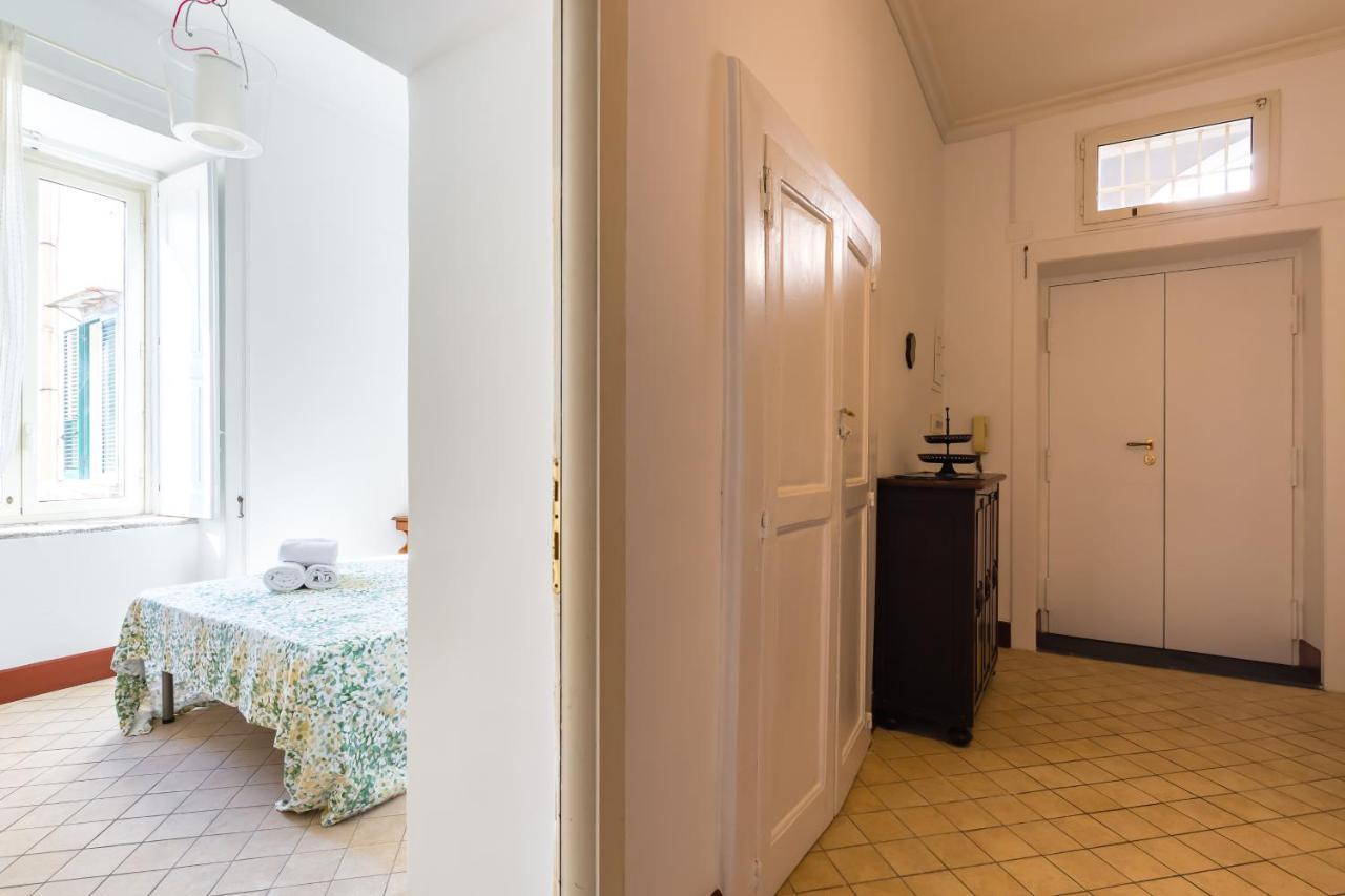 Lopez 20 A Big Family Apartment By Napoliapartments Dış mekan fotoğraf