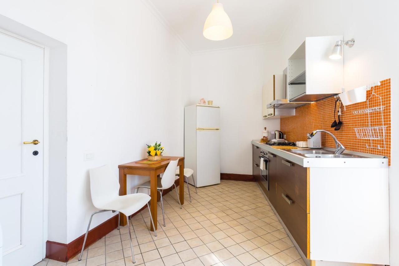 Lopez 20 A Big Family Apartment By Napoliapartments Dış mekan fotoğraf